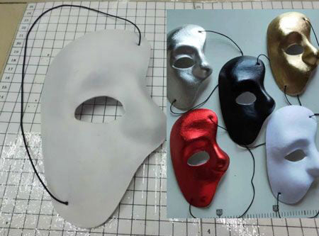 Mask Half White