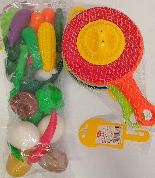 Gowi Veggies &amp; Kitchen Set in Net